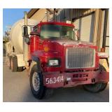 (FL) 2000 Mack RD690S - Diesel
