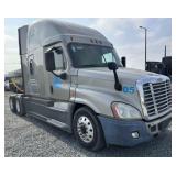 (CA) 2016 Freightliner Cascadia - Diesel