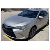 (CA) 2015 Toyota Camry - Hybrid