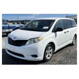 (CA) 2014 Toyota Sienna