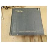 Zinus Tricia Platform Bed, King, Brown