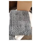 Amazon Basics Pet Dog Bed Pad, 29 x 21 x 3 Inch - Small, Gray Swirl Amazon Basics Pet Dog Bed Pad, 29 x 21 x 3 Inch - Small, Gray Swirl