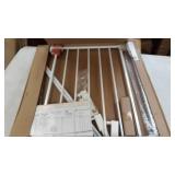 Safety 1st Easy Install Metal Baby Gate with Pressure Mount Fastening (White), Pack of 1 Safety 1st Easy Install Metal Baby Gate with Pressure Mount Fastening (White), Pack of 1