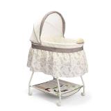 Delta Children Deluxe Sweet Beginnings Bassinet, Falling Leaves