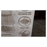 Delta Children Deluxe Sweet Beginnings Bassinet, Falling Leaves