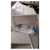 MIDEA MAW06R1BWT Window Air Conditioner 6000 BTU Easycool AC (Cooling, Dehumidifier and Fan Functions) for Rooms up to 250 Sq, ft. with Remote Control, 6,000, White