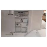 MIDEA MAW06R1BWT Window Air Conditioner 6000 BTU Easycool AC (Cooling, Dehumidifier and Fan Functions) for Rooms up to 250 Sq, ft. with Remote Control, 6,000, White