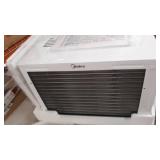 MIDEA MAW06R1BWT Window Air Conditioner 6000 BTU Easycool AC (Cooling, Dehumidifier and Fan Functions) for Rooms up to 250 Sq, ft. with Remote Control, 6,000, White