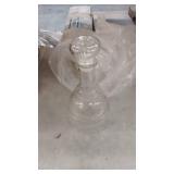 AMERFIST Square 26 oz Twisted Whiskey Decanter with Glass Stopper-Lead Free