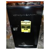 Frigidaire - Retro 3.2 Cu. Ft. Mini Fridge - Black