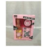 HALLU BY PEYTON LOVE THY BATH LOVE THY SELF COMPLETE PINK CARPET TREATMENT