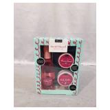 HALLU UNCORK & UNWIND BATH GIFT SET