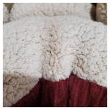 Aspen Pet Self Warming 24" X 20" Rectangular Lounger Dog Bed