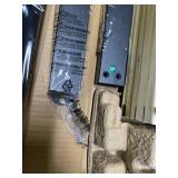 ZINUS Mia Metal Platform Bed Frame w/ Headboard