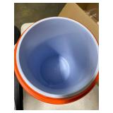 Rubbermaid Gatorade Drink Cooler