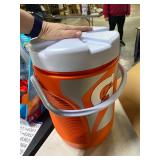 Rubbermaid Gatorade Drink Cooler