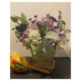 Miscellaneous decor, bunny, flower pot