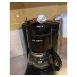 Kitchen lot 2-coffee maker, filter, sun tea jar