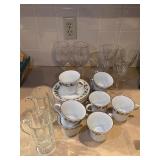 Christmas tea set w/ extra glasses