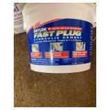 Broom, Ice melt, Fast plug Hydraulic cement
