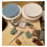 Collector plates, miscellaneous decor, see pics for damage