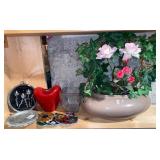 Miscellaneous decor 3
