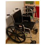 Wheelchair/walker