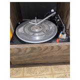 Vintage stereo console system-does not work