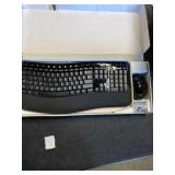 Microsoft Comfort Desktop Optical Curved Keyboard & Mouse