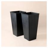 la jolie muse plastic black 7gal plant Planters set of 2