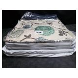 5pk White & Blue Pillow 18x18"