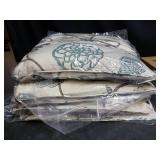 5pk LePouf White & Blue Pillow 18x18"