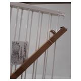 Summer Infant 27903Z Banister & Stair Safety Gate with Extra Wide Door, Metal, 31" - 46", White, 31-46"