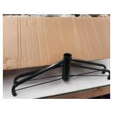 Puleo International 7.5 Foot Pre-Lit Slim Fraser Fir Artificial Christmas Tree with 500 Clear UL Listed Lights, Green