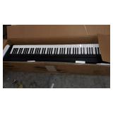 YAMAHA P71 88-Key Weighted Action Digital Piano with Sustain Pedal and Power Supply (Amazon-Exclusive)