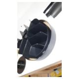 Mind Reader SNACKCAR Supreme Snack organizer, 14 x 14.5 Round, Black