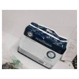 American Kennel Club AKC Training Pads, white and blue, "22"" x 22"" - pack of 100" (AKC 62920)