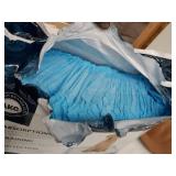 American Kennel Club AKC Training Pads, white and blue, "22"" x 22"" - pack of 100" (AKC 62920)