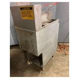 New advanctco Fryer natural Gas 40 lb