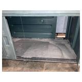 Carlisle 72â iced cold buffet sneeze guard