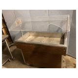 Iced buffet 44 x 24 with sneeze guard