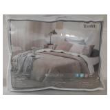 Kasentex Plush Poly Velvet Lavish Design Quilt Set with Reversible Shu Velveteen Sherpa - Luxurious Bedding Soft & Warm Comforter Machine Washable Bedspread, Queen + 2 Shams, Taupe Brown