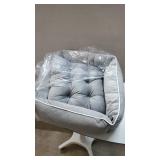 Mina Victory Quilted Pet Bed, (25" x 21" x 7") - 25" x 21" x 7" - Grey