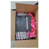 Marimekko Mini Unikko Quilt Set- Retail:$149.99