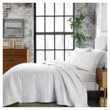 City Scene Maze White Quilt Set, King