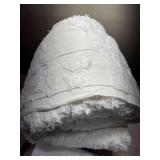 Madison Park Viola King/California King 3 Piece Tufted Cotton Chenille Damask Duvet Cover Set Bedding