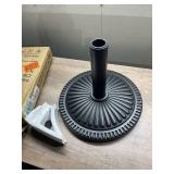 FRUITEAM 23lbs Prefilled Patio Umbrella Base,18" Heavy Duty Patio Market Round Base Outdoor Table Umbrella Deck Balcony Umbrella Base Porch/Yard Stand
