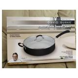 5.5 qt aluminum covered cooker NIB