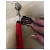 magnetic pick up tools (2)