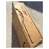 model airplane appears new - box is damaged